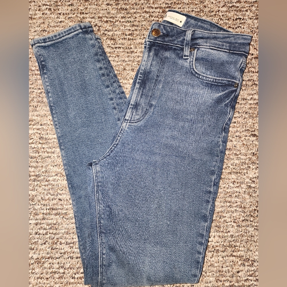 Zara Jeans